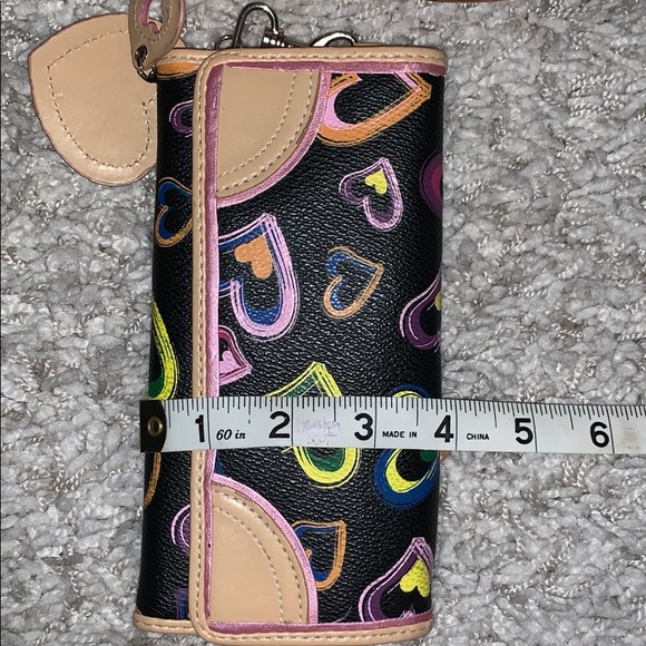 Multicolored Heart Snap Wallet - Picture 8 of 8